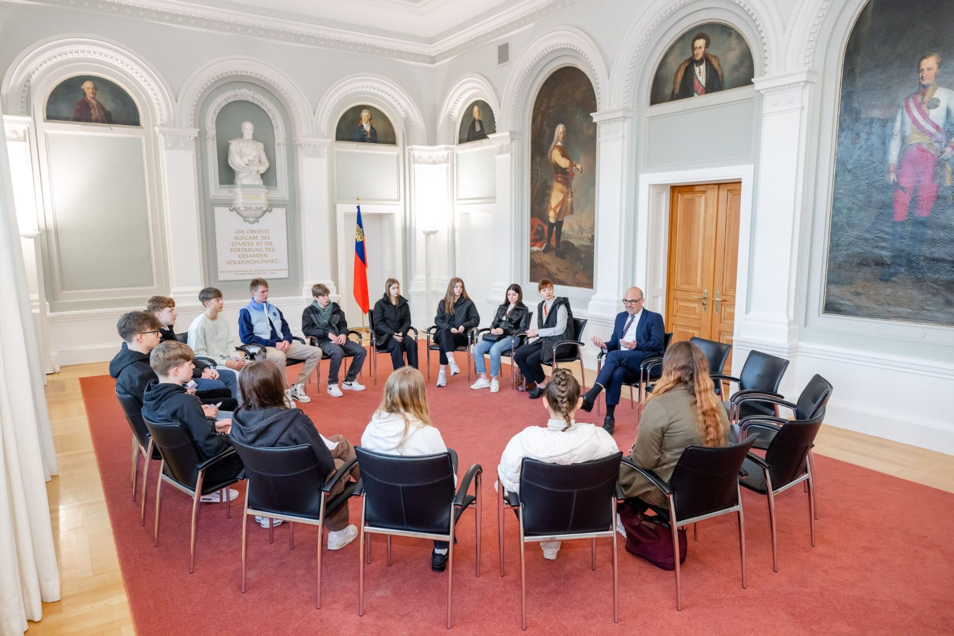 20230504-foto-besuch-rsv-gespraechsrunde-scaled.jpg